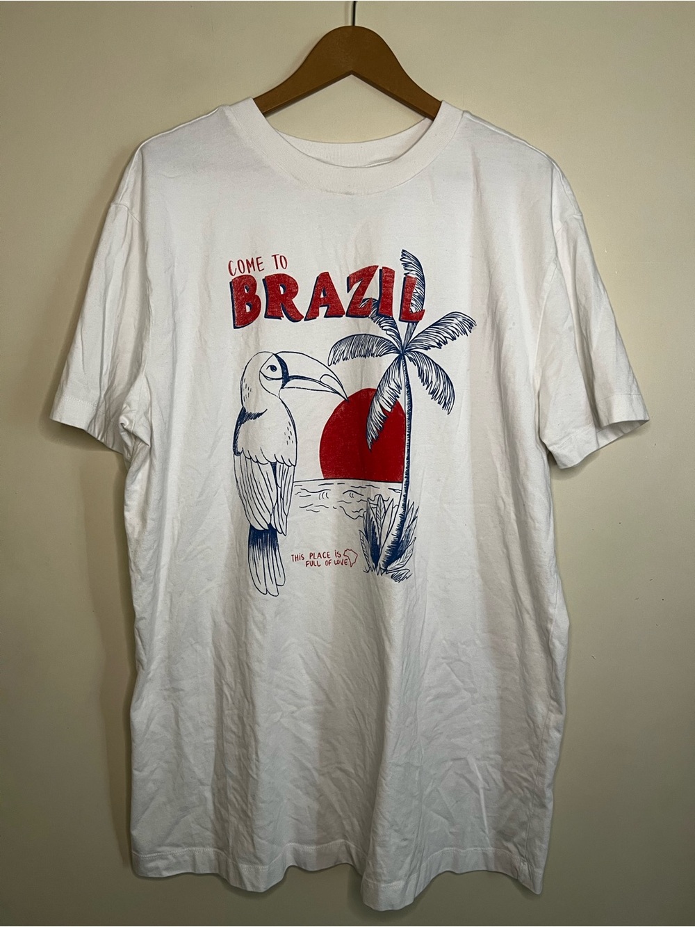 Farm Rio Come To Brazil This Place Is Full Of Love Toucan T Shirt XL *FLAWS*
